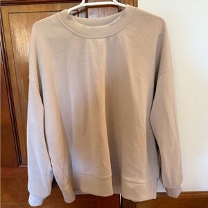 Women’s Lululemon Sweatshirt Size 10
